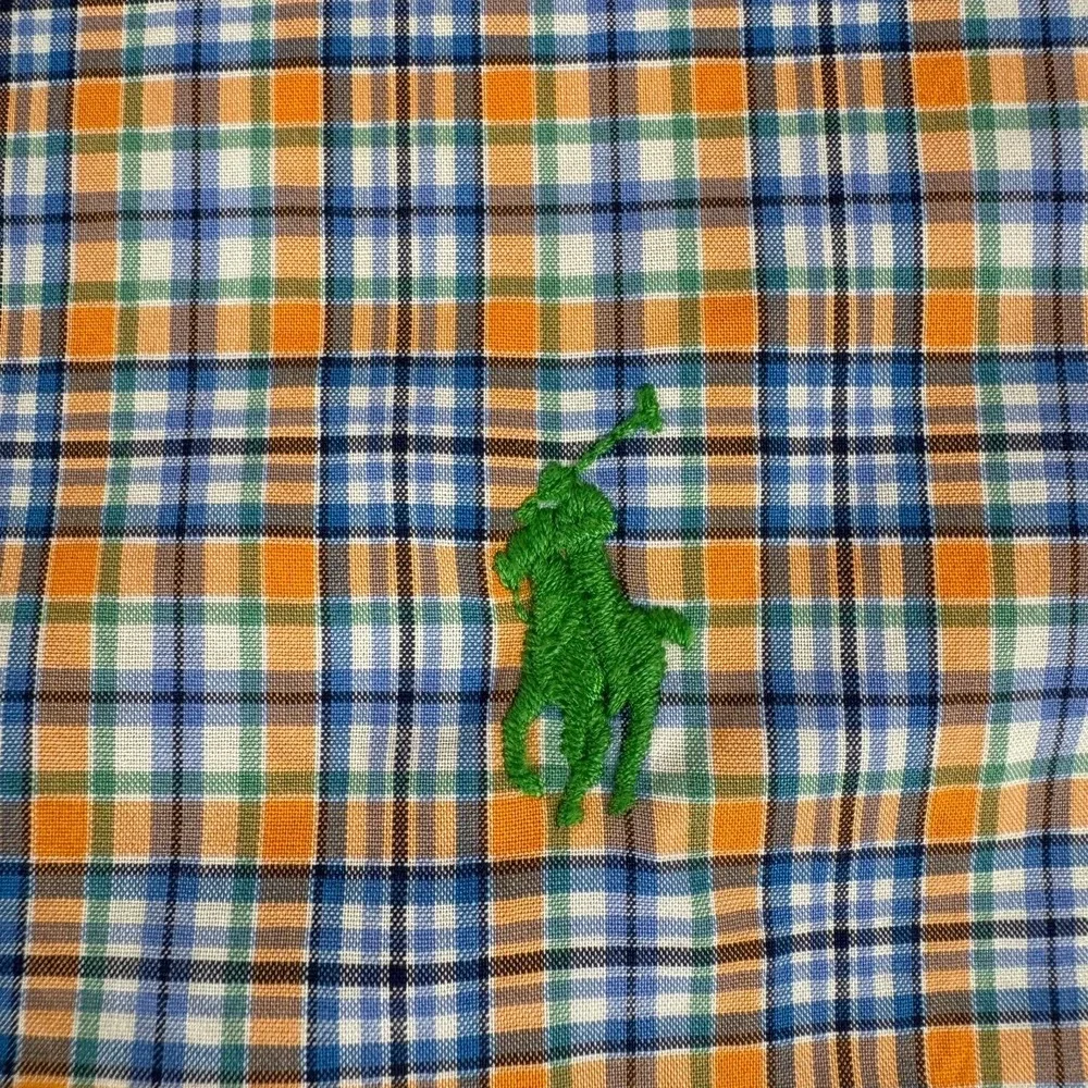 Polo Ralph Lauren item polo